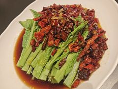 -艳阳天民俗村(公园路店)