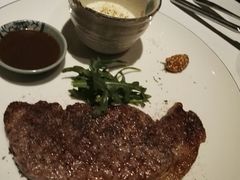 碳烤特选澳洲谷饲西冷牛排-MARU玛露音乐餐厅(大学路店)