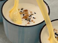 酸奶-马尔龙新疆饭店·清真(瑞景店)