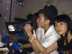 -皇家派对KTV(大润发店)