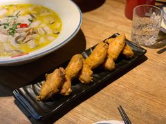 蛋黄鸡翅-蜜桃餐厅·江浙融合菜(荟聚购物中心店)