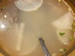 -富正毅三下锅·湘西韵味(天门山索道店)