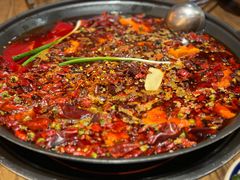 -旧街市鲜货老火锅(大光路店)