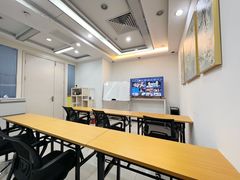 -公园前(地铁站)