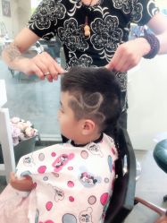 -马克叔叔儿童理发形象设计