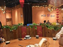 -老滇山寨•云南特色菜•地方菜•民族风情歌舞表演(金碧店)