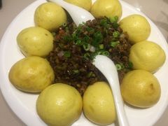 -老码头黑皮肘子锅包肉(赣水路店)