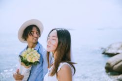 俏皮可爱-巴黎婚纱摄影工作室