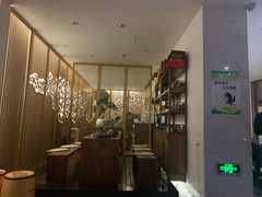 -新盈光·云会所(百丈东路店)