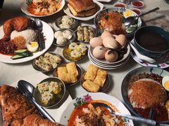 咖喱猪肠粉-何九海南茶店(鬼仔巷店)