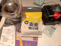 -麦当劳(汉口火车站候车室店)