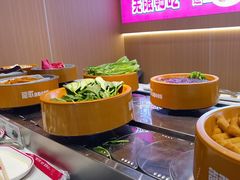 -龍歌自助小火锅(市北CBD万达店)