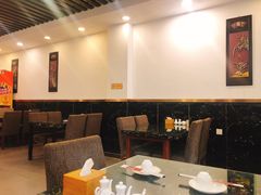大堂-桃园中华料理炸酱面(燕儿岛路店)