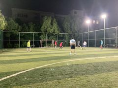 -满江春羽毛球馆