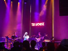 -TZ House音乐现场(来福士中心店)