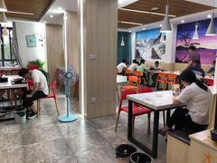 大堂-锅神麻辣烫