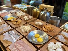-银米·云南传统过桥米线(双廊黑金冠店)