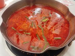 -毛辣果·贵州红酸汤牛肉火锅(西单店)