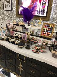 -ANNA SUI