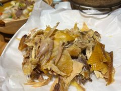 -头上红煨盐鸡·非遗院子餐厅