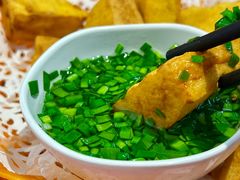 炸普宁豆腐-翠景潮州美食(雅景苑店)