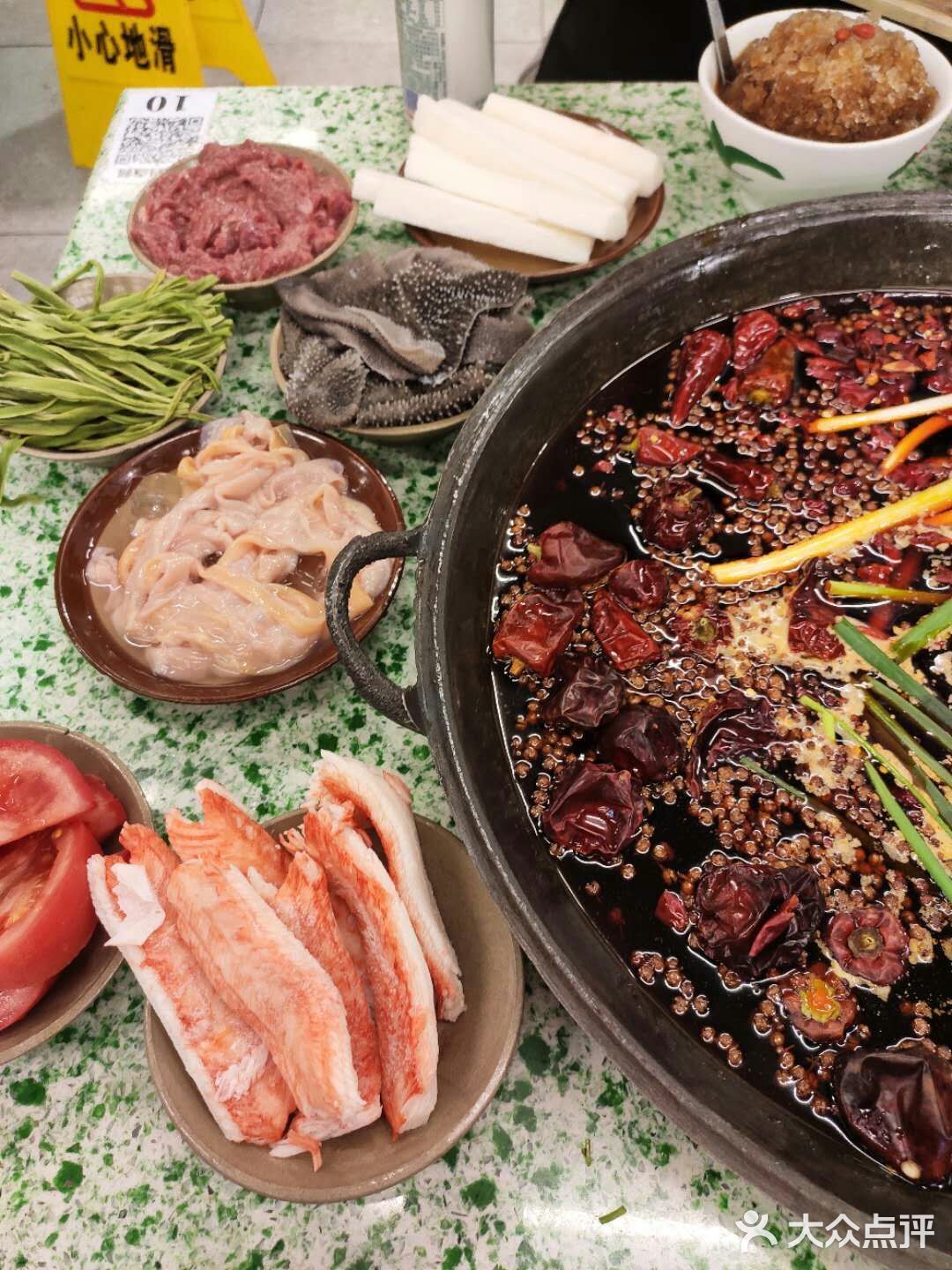 这家火锅给我的一个感觉就是爽，作为一个四川人