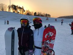 -庙香山滑雪场