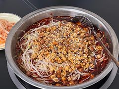 -周良天山牛杂城(天山路总店)