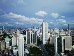 -广州中心皇冠假日酒店