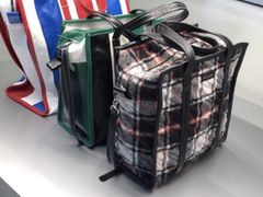 -BALENCIAGA(比斯特苏州购物村店)