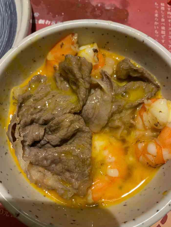 肉胜和牛寿喜烧(北城天街店)-"[薄荷]环境:比较安静,干净 [服务铃].