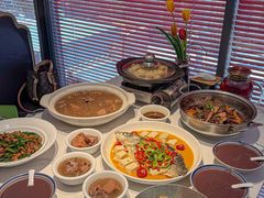 -鑫小城故事·藕汤·家常菜(台北一路总店)