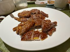 吊烧脆皮芝麻鸡-香港龙凤楼(陆家嘴中心店)