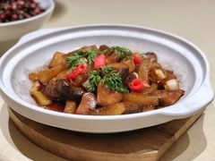 鱼唇烧红蘑-将相和·海鲜蒸饺大连菜