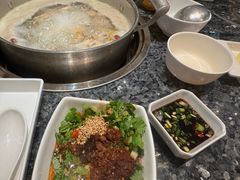 -一席地·本地鸡窝·杭帮鸡火锅(萧山银隆百货店)