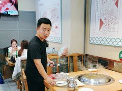 -咱屯子铁锅炖直营店(保利店)