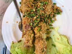 -大树下海鲜饭店