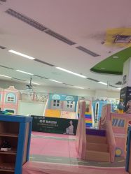 -孩子王童乐园(武汉永旺店)