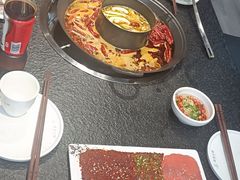 -渝里重庆火锅(航天城店)