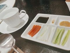 -皇城根·鲁菜济南菜·吊炉烤鸭·炒鸡鱼头(济南旗舰店)