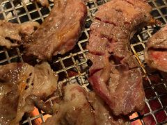 -铭牛烧肉·和牛海鲜自助(高新月牙湖店)