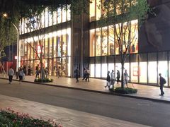 -优衣库(深圳万象天地旗舰店)