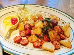 -玛格萝妮比萨屋(陆家浜路店)