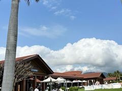 -三亚亚龙湾瑞吉酒店·宴悦Driftwood·游水海鲜·牛排·草坪·私人定制