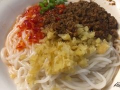 -凤起龙游老面包子(凯德晶品店)