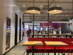 大堂-肯德基(龙之梦购物中心店)