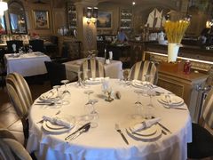 大堂-火车头法国西餐厅