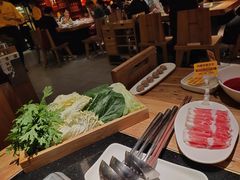 大堂-巴奴毛肚火锅(商城路店)