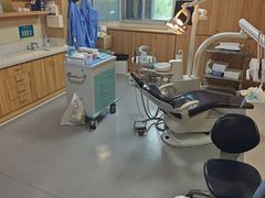 -上海仁爱医院口腔科 · 种植