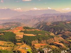-红土地风景区